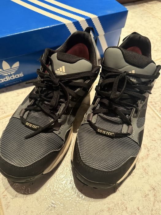 Зимни обувки Adidas