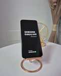 Cu husa samsung a40 Nou !