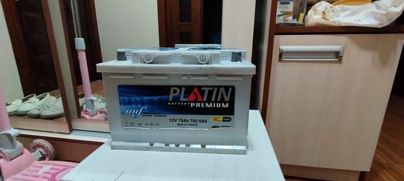 Аккумулятор PLATIN PREMIUM
12V  75Ah 700 SAE

Стоял на Орланде