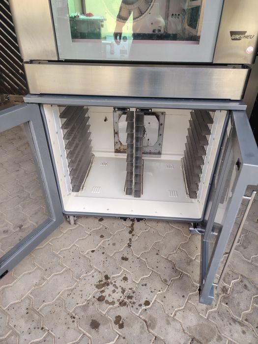 Cuptor patiserie cu dospitor