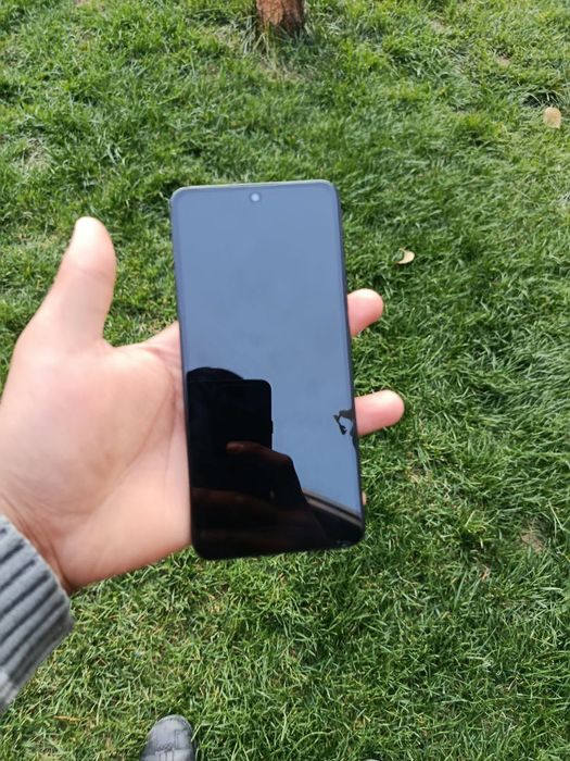 Srocni Redmi note 13