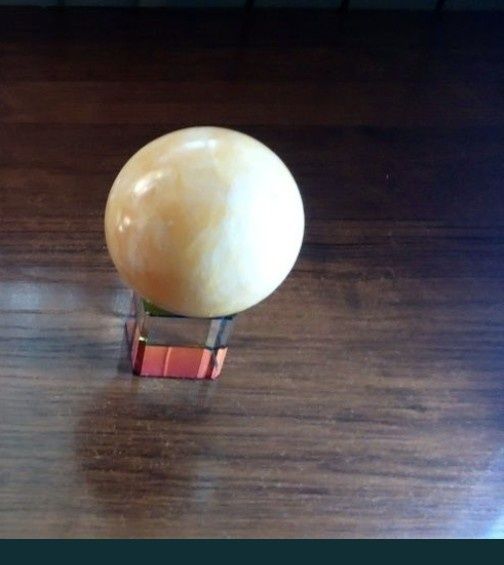 Стеклянные шары и статуэтки. Оникс.