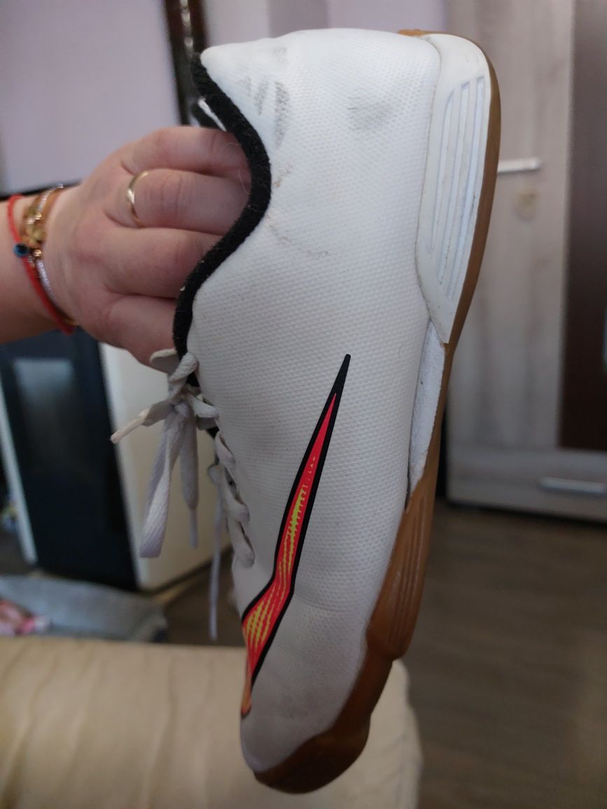 Бутонки Nike 38 номер