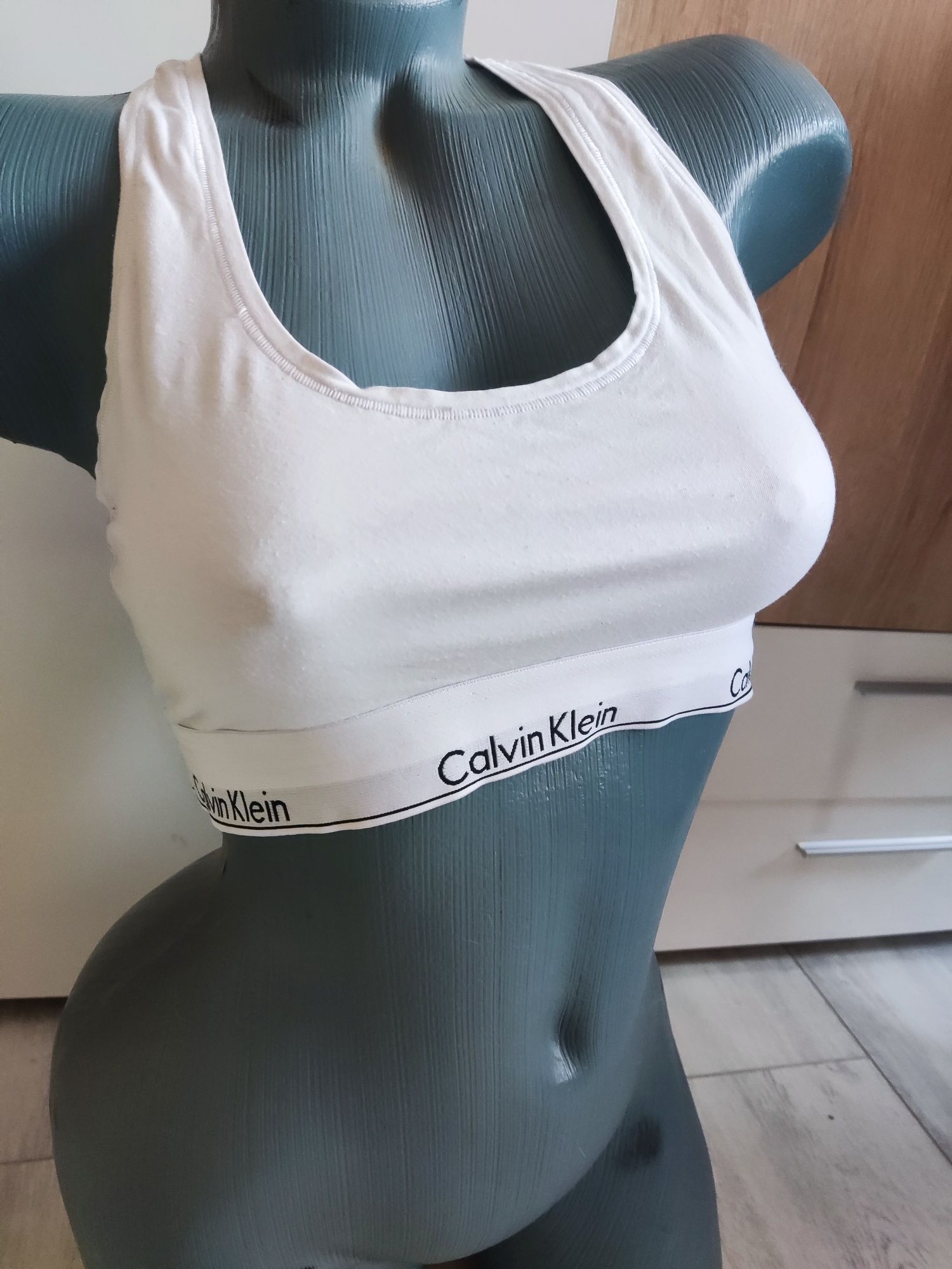 Calvin klein сутиен