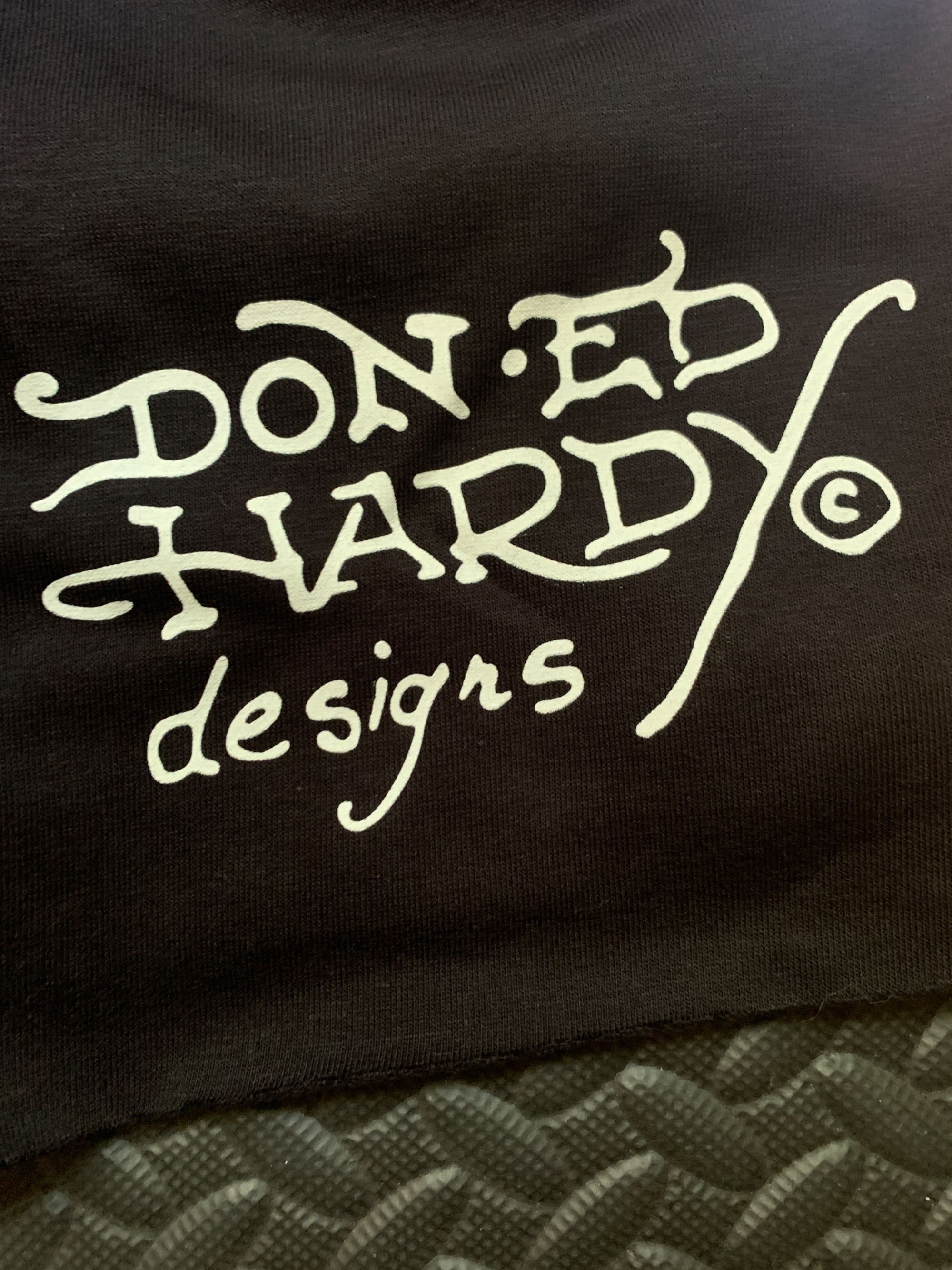 Don Ed Hardy • •