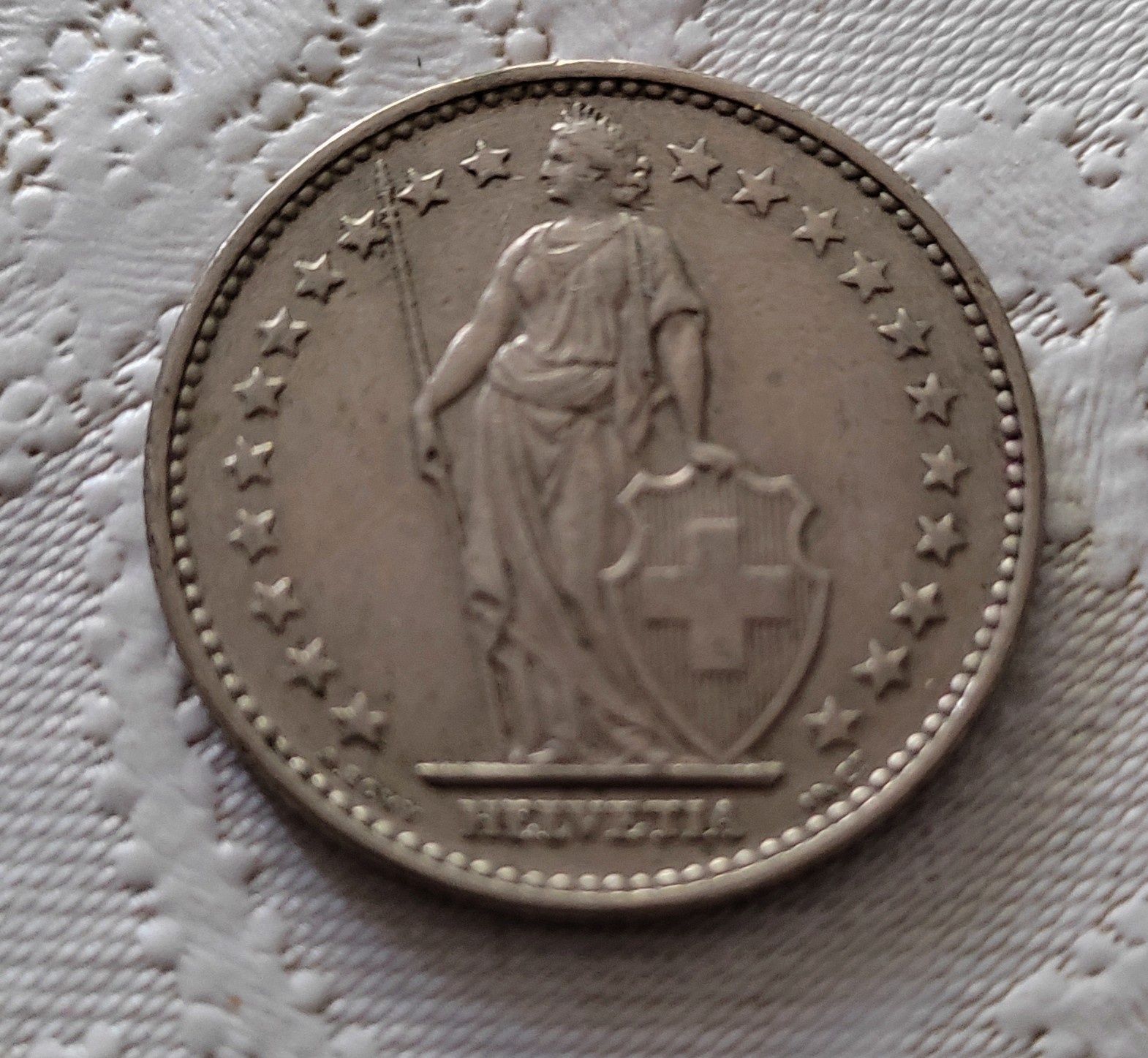 Монета 2 швейцарски франка