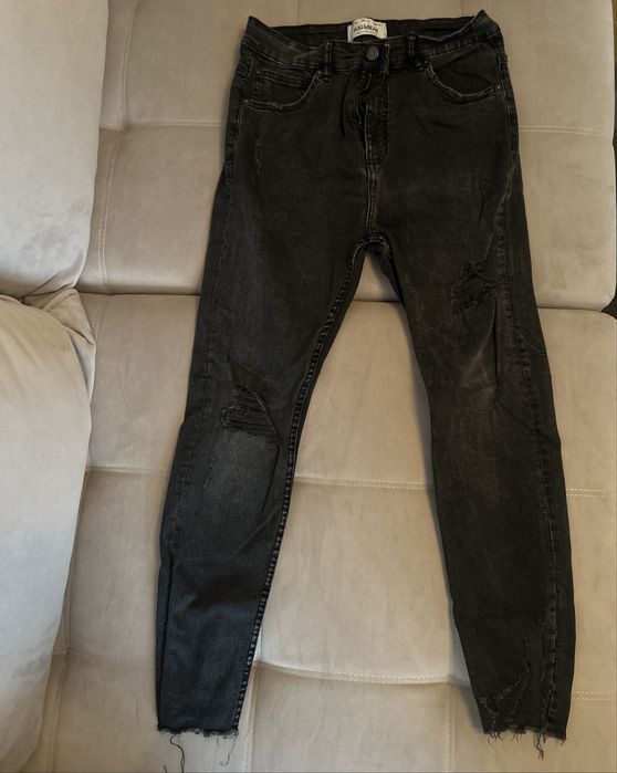 Blugi de barbati pull and bear marime 40
