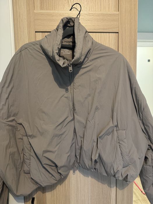Яке Ойшо OYSHO Fellex Aerogel water-repelent baloon jacket