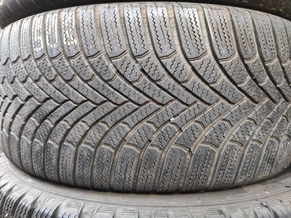 4бр Зимни гуми 225 45 17 - Bridgestone - DOT 2024
