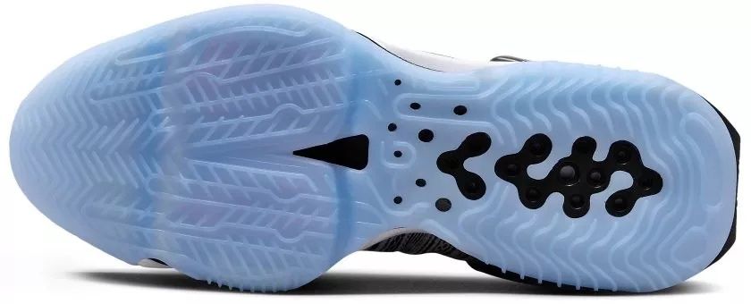 Nike air zoom G.T. JUMP 2 44 номер баскетболни