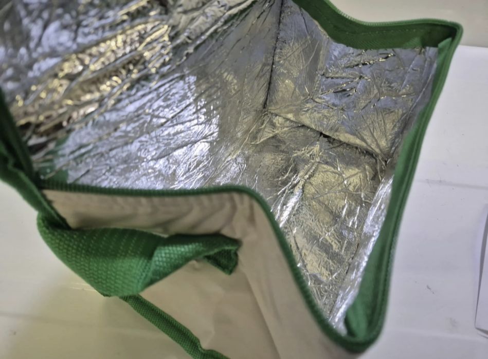 Geanta termoizolanta alb verde 21 x 14 x 14 cm , 3 bucati , noi ,