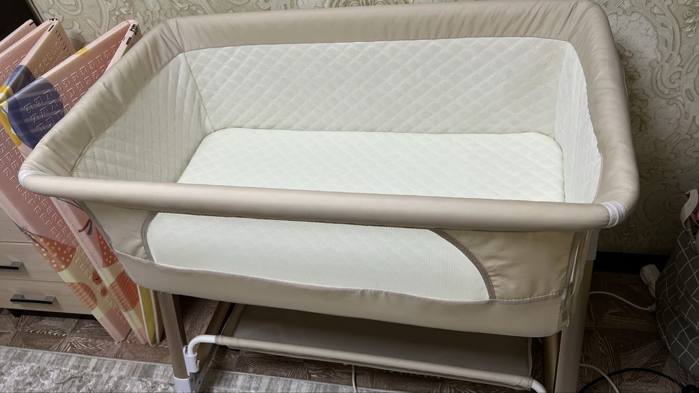 Продам манеж-люльку (б/у, в отличном состоянии)