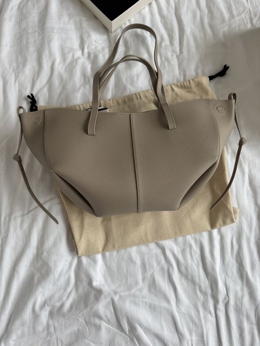 Оригинална чанта Polene Cyme Mini Taupe
