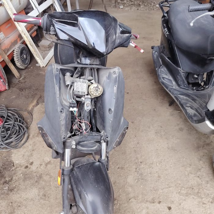 scutere/motocicleta