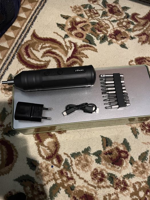 Отвретка перезаряжаемое