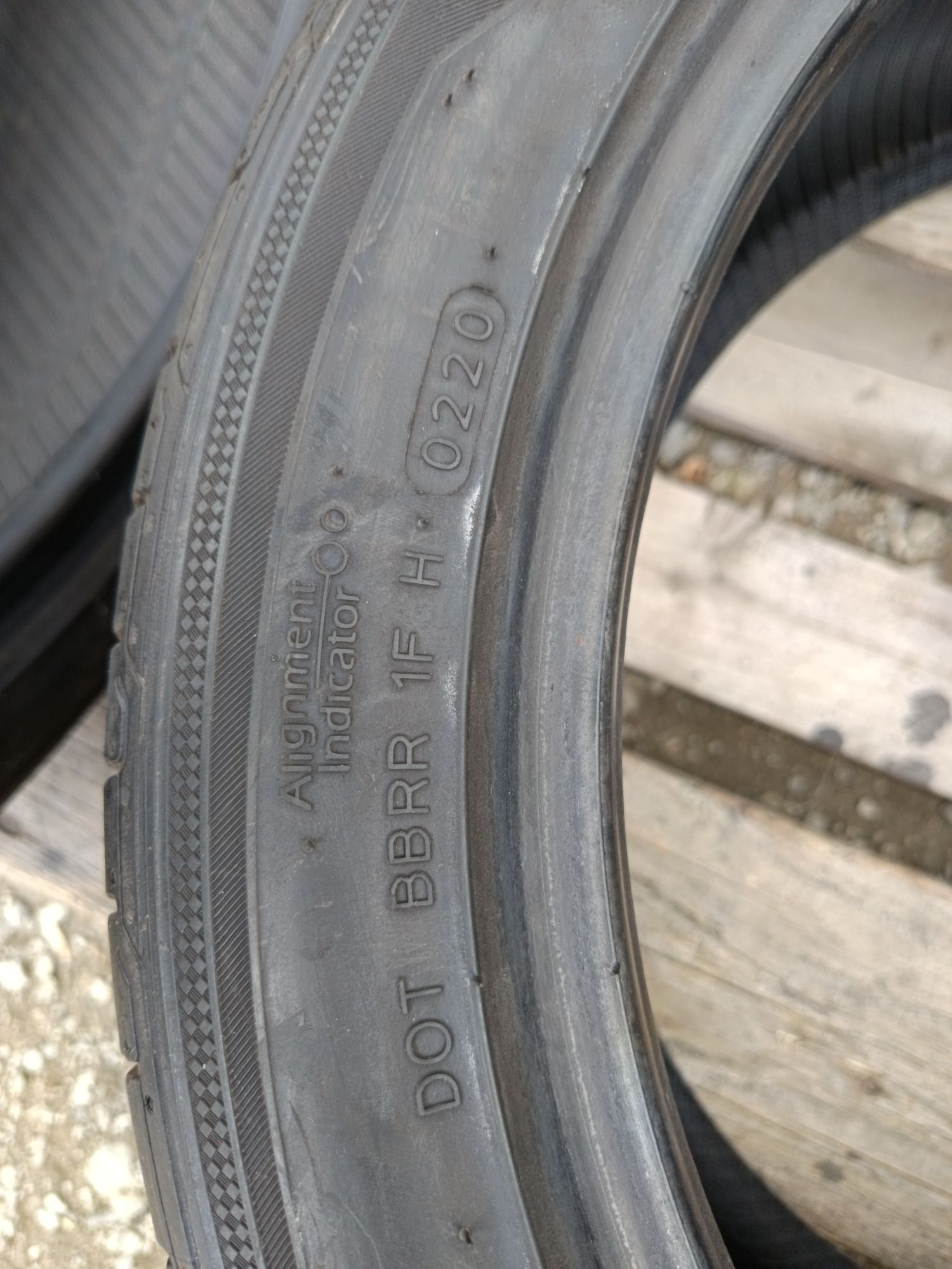 Летни гуми 225 45 R 17 Hankook Дот 0220