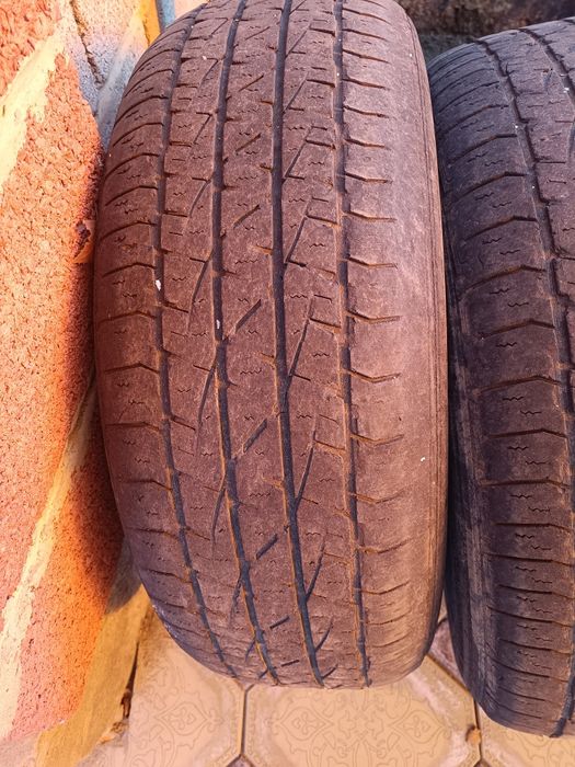 Продам шины ма тойоту такому