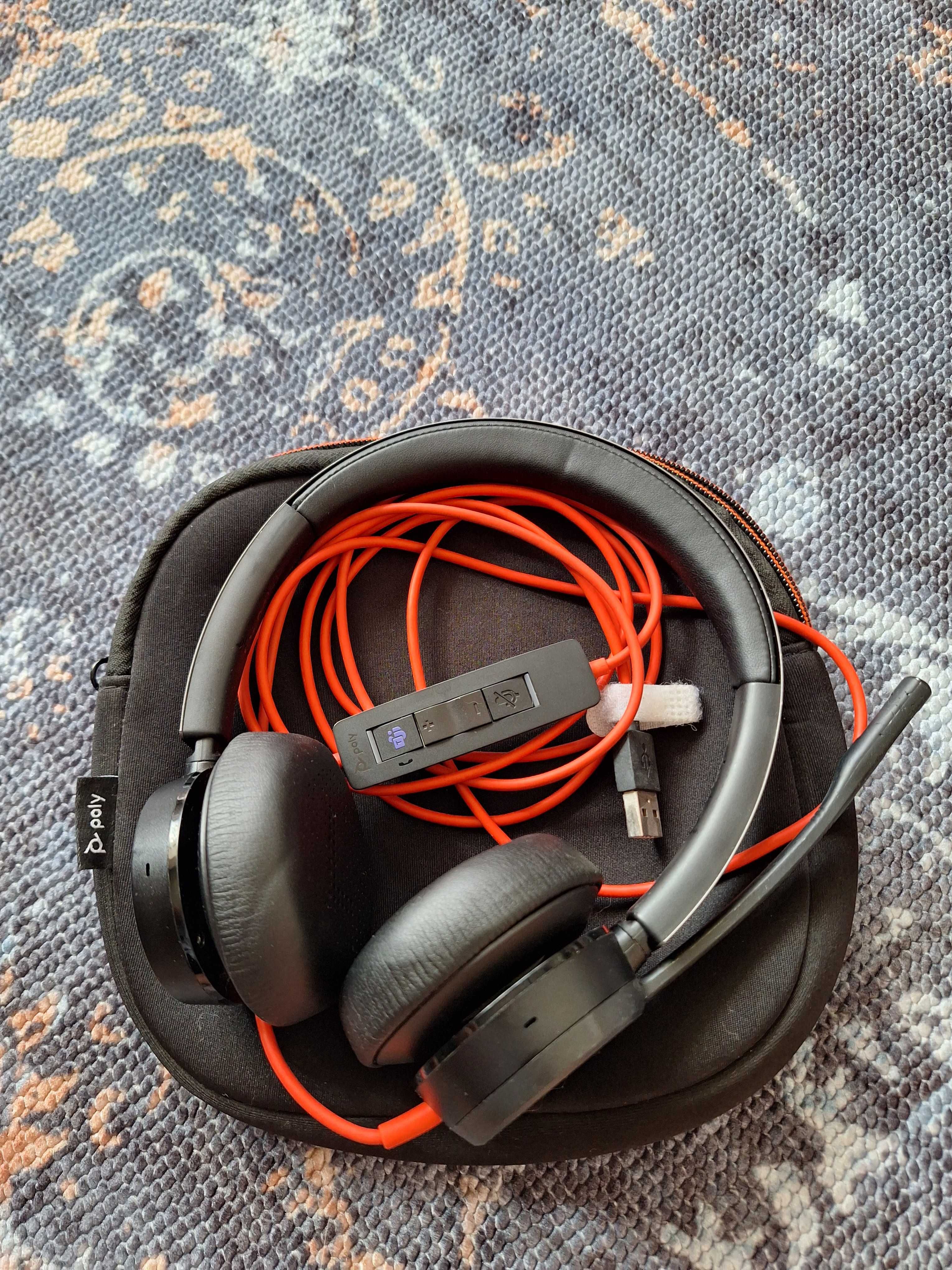 Plantronics Poly Blackwire 8225 M USB - Слушалки