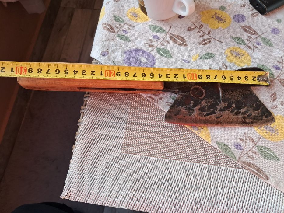 Продавам стар кован сатър режещата част 140мм шир.75мм