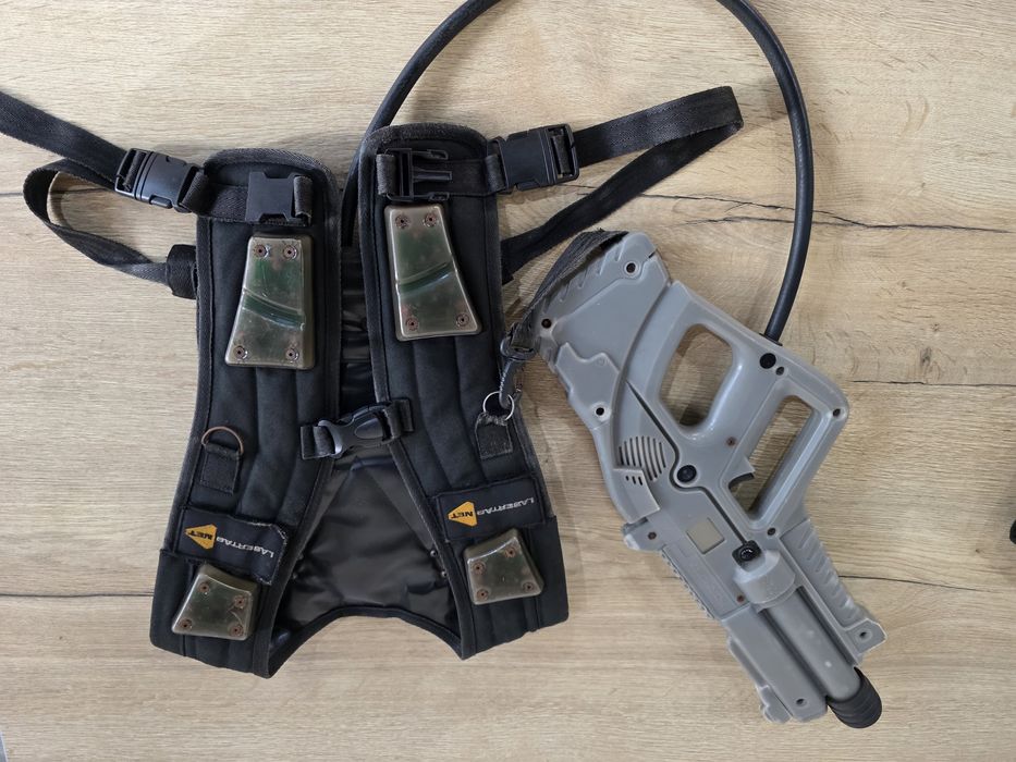 Vand echipament lasertag