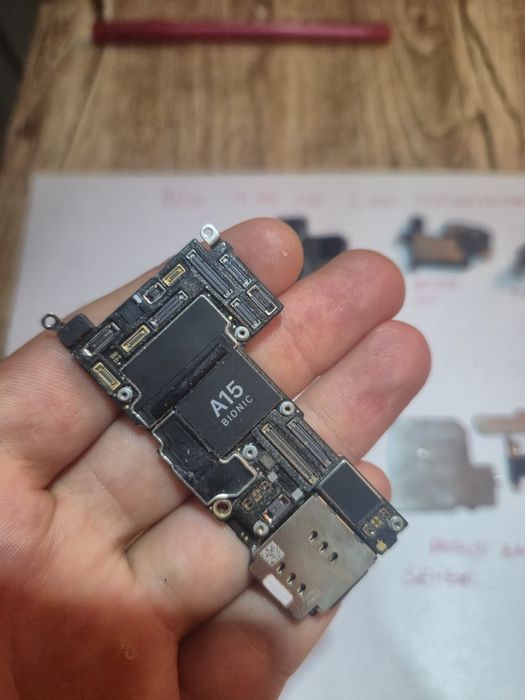 Placa iphone 13 pro max 128+ alte piese