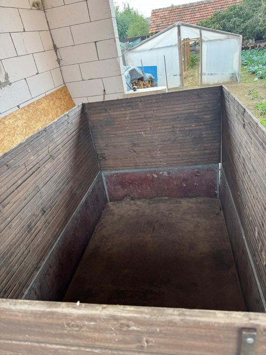 Vand remorcuța 600kg