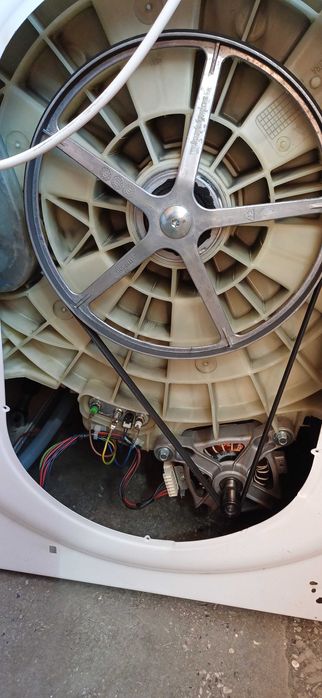 Пералня със сушилня  ARISTON , мод. WDD 9640 BX EU (за части)