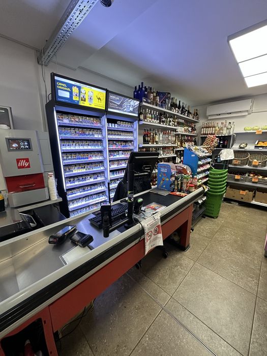 Vand afacere la cheie * magazin alimentar