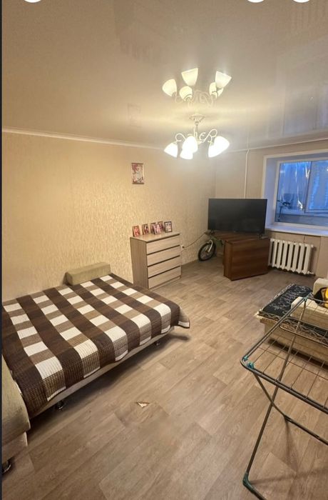 Продам 1 комнатную квартиру в районе старого авторынка