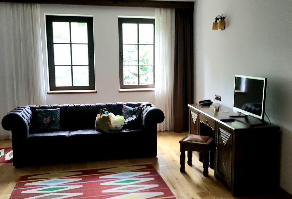 Caut coleg apartament