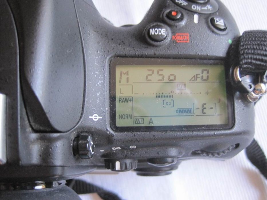 Продавам фотоапарат Nikon d800Е