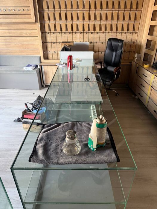 Telefon doʻkon mebel jihozlari