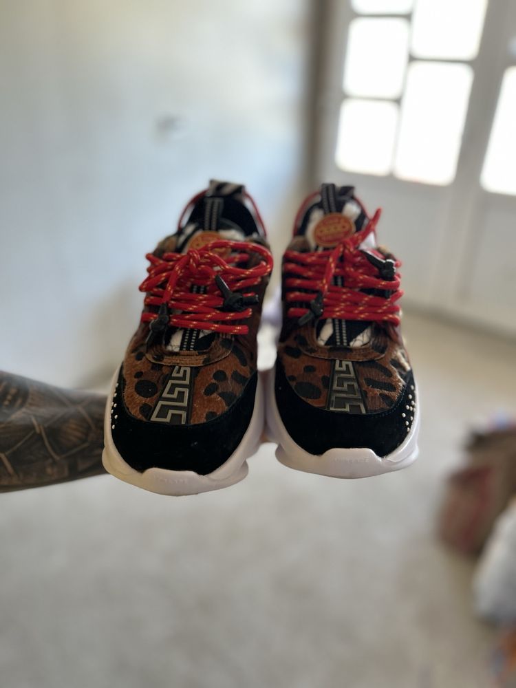 Versace chain reaction 41