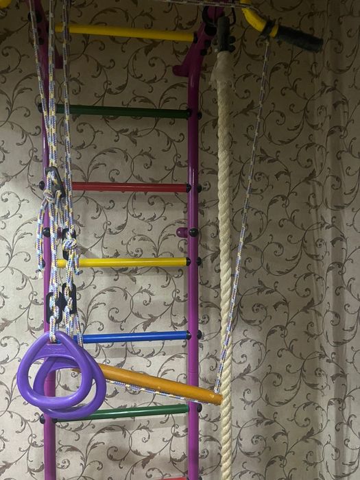 Продается шведская стенка