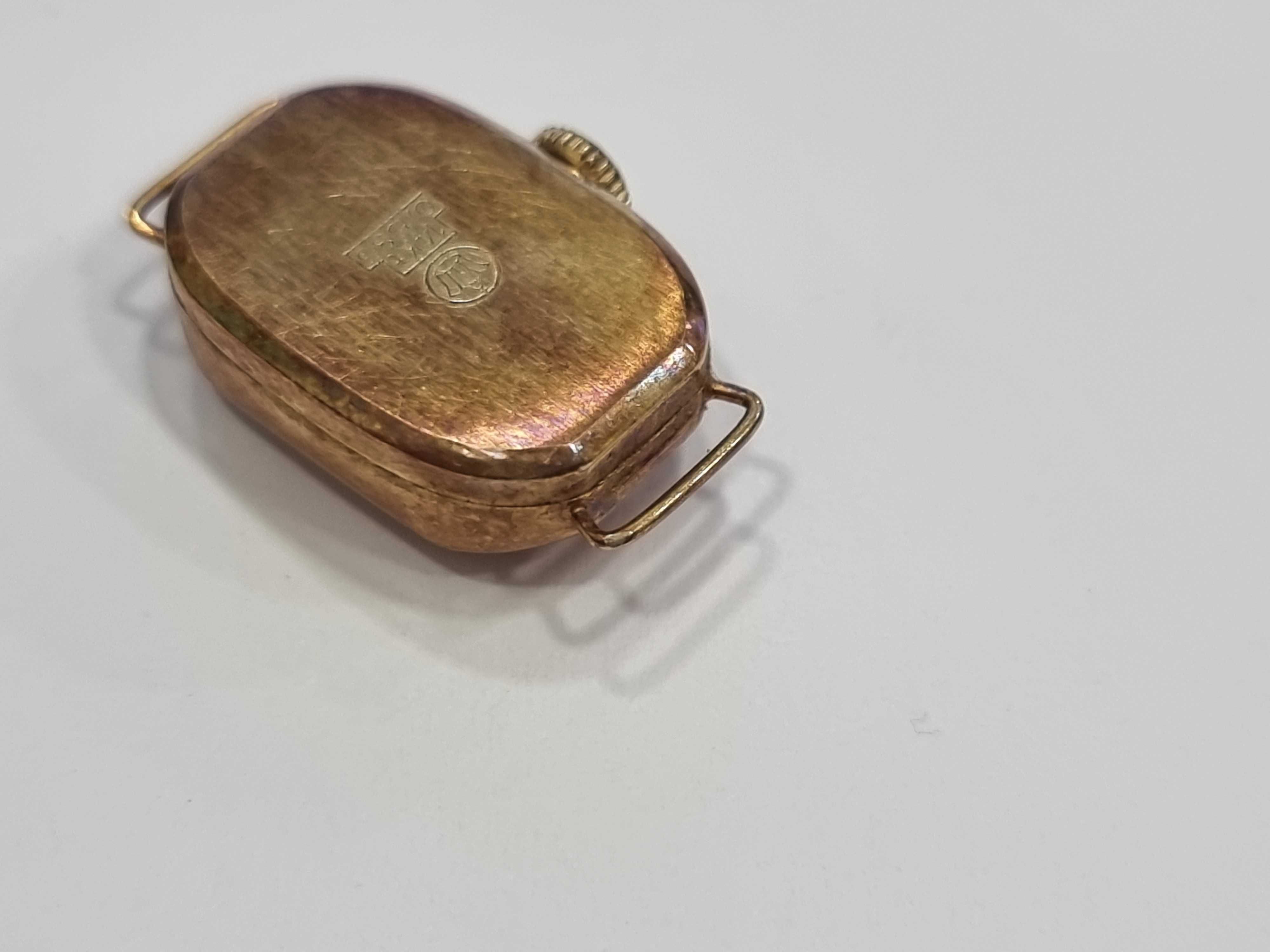 Златен часовник Anker 17 Rubis 585