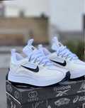 Adidasi nike universali