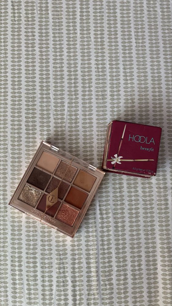 Само днес 87лв. Charlotte’s Palette Trends, Benefit Hoola