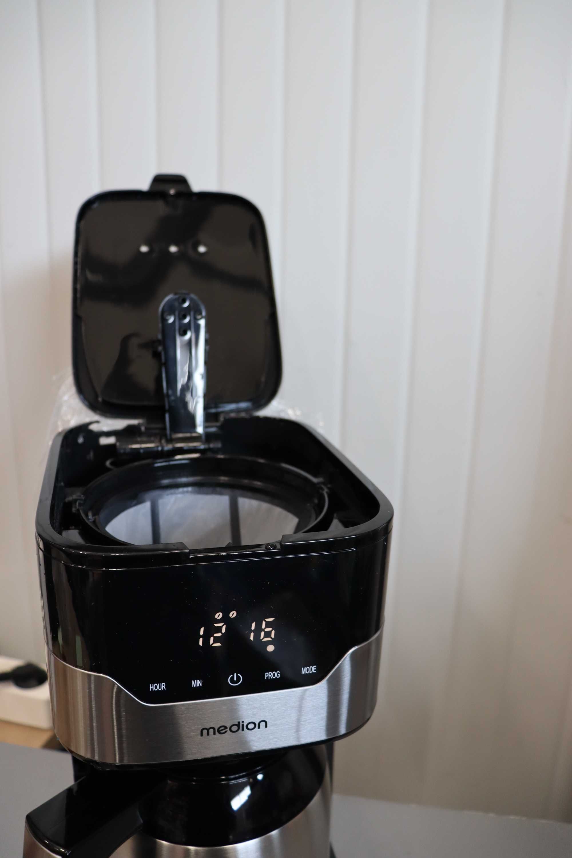 Шварц Кафе машина MEDION с термос и таймер 8-10 чаши, 1,2L, 900W