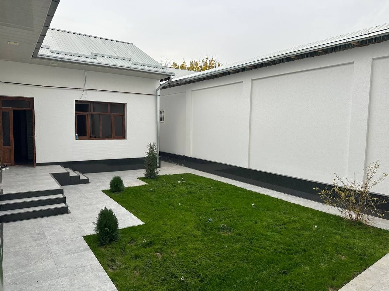 Двухэтажный дом с евроремонтом