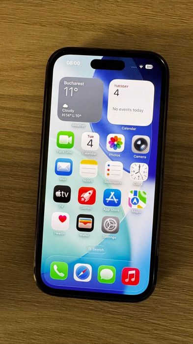 Vând iphone 15,100% Bateria