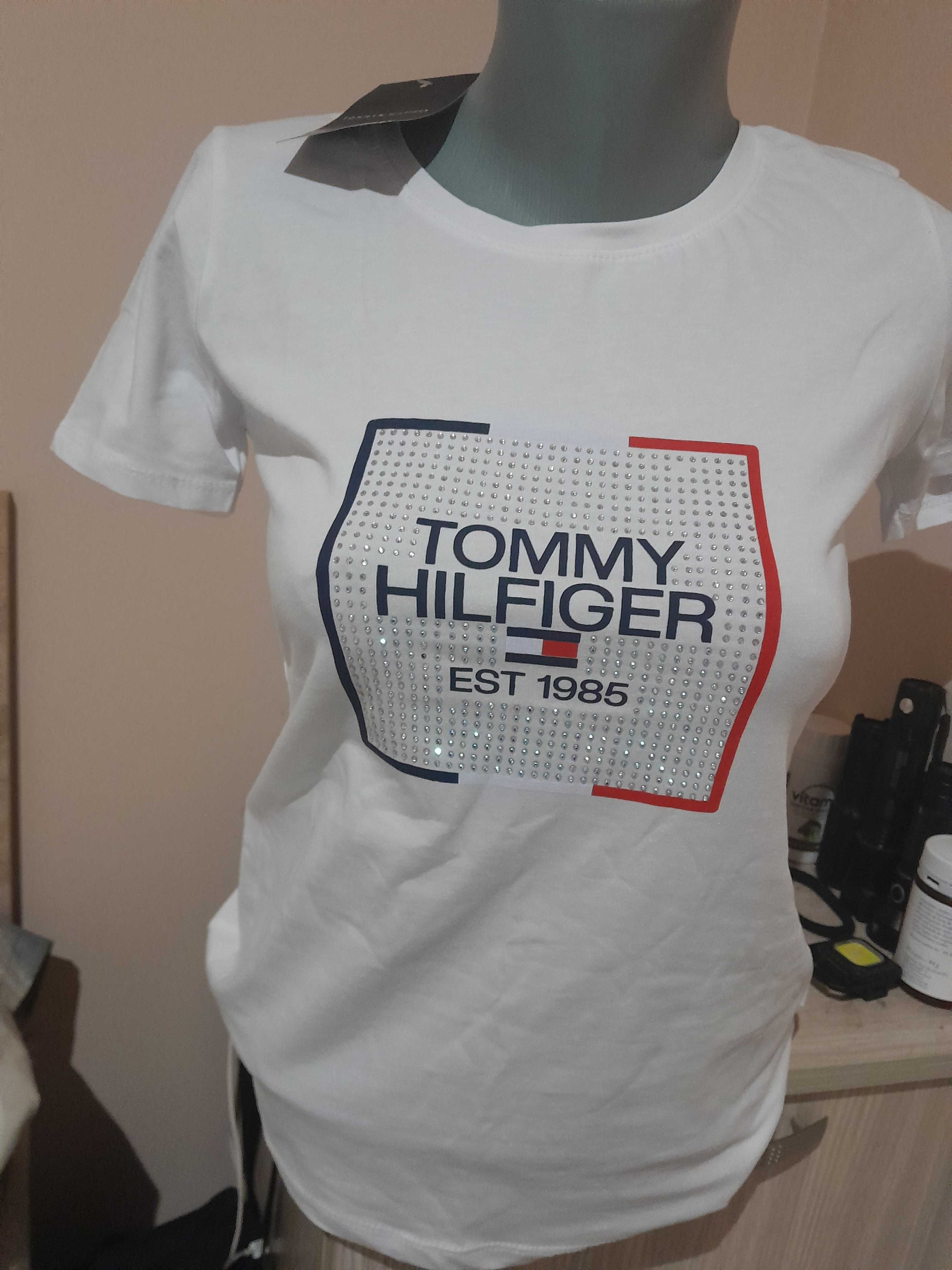 Нови дамски тениски Tommy Hilfiger