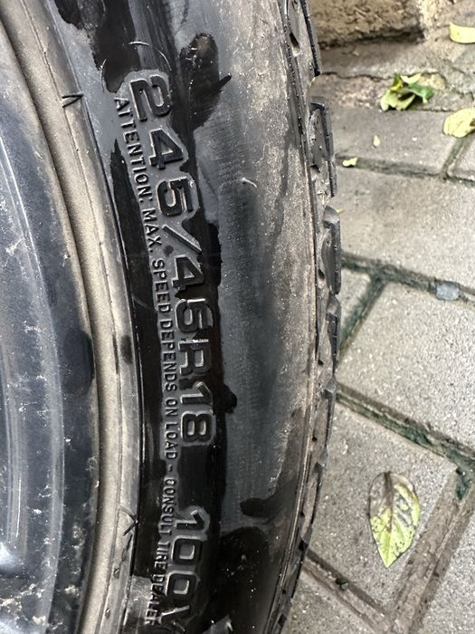 Set 4 Anvelope Iarna 245 45 r18 Goodyear UltraGrip Performance