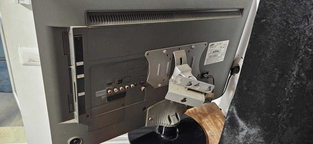 Televizor Samsung 71 cm