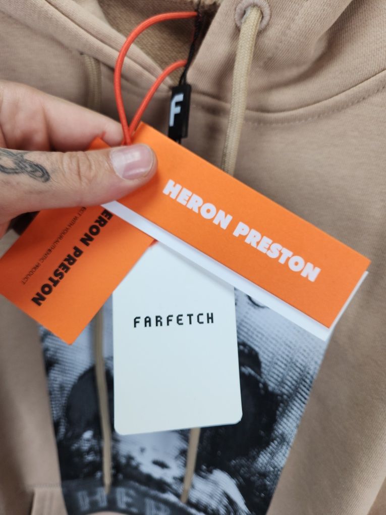 Heron Preston суичер