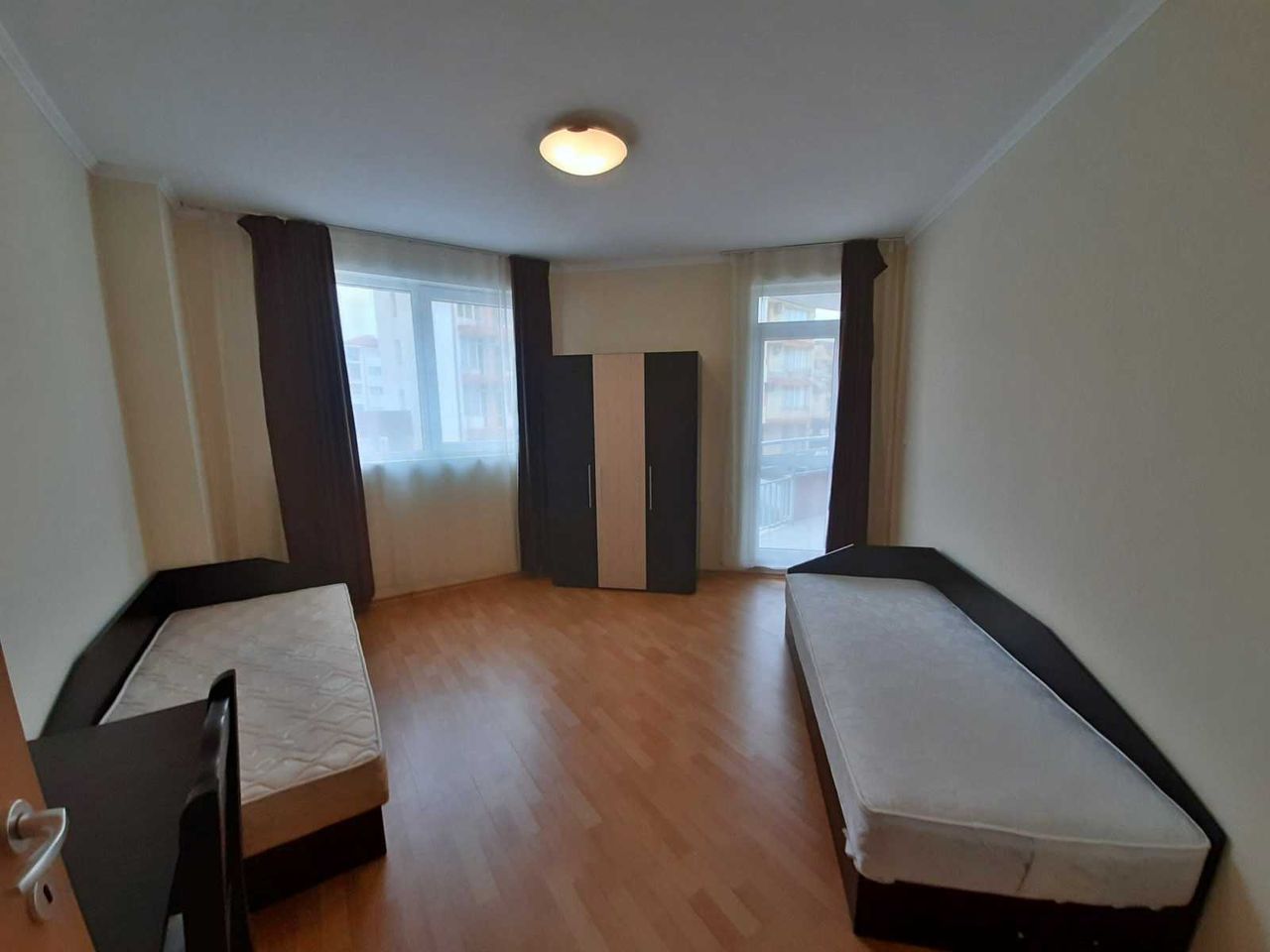 Продава се Тристаен апартамент в к.к. Слънчев бряг - 112 кв.м за 1027 €/кв.м - Снимка #8