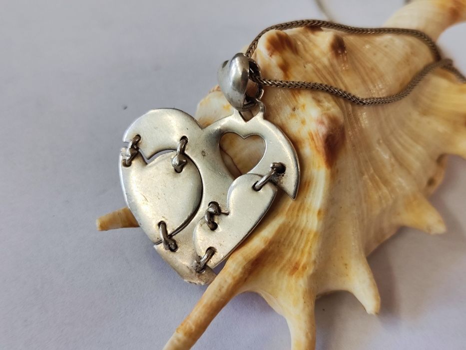 Сребърно колие с медальон 925