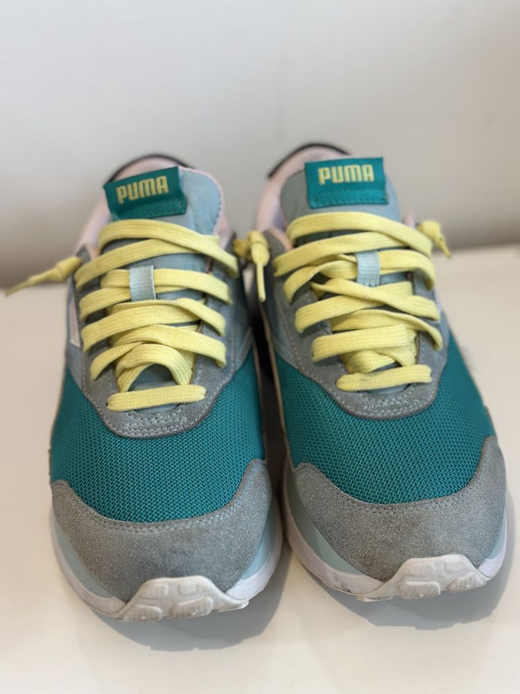 Pantofi sport Puma, mărime 38.5