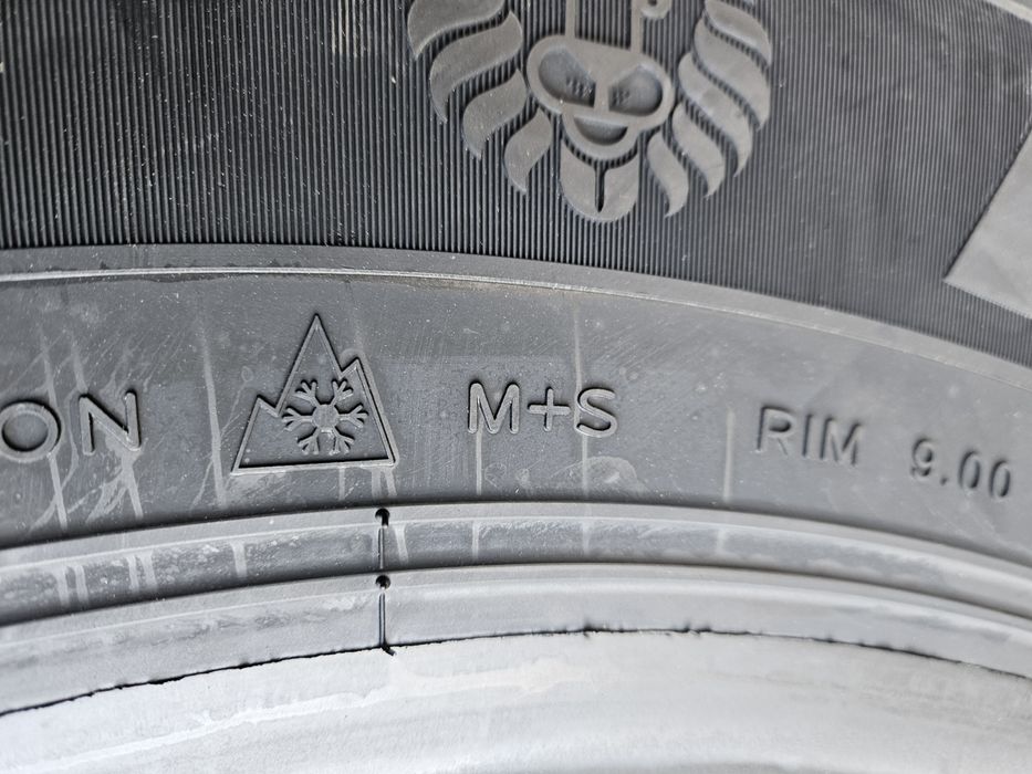 315/70 R22.5, 156L, LEAO KTD300 18PR, Anvelope tractiune M+S