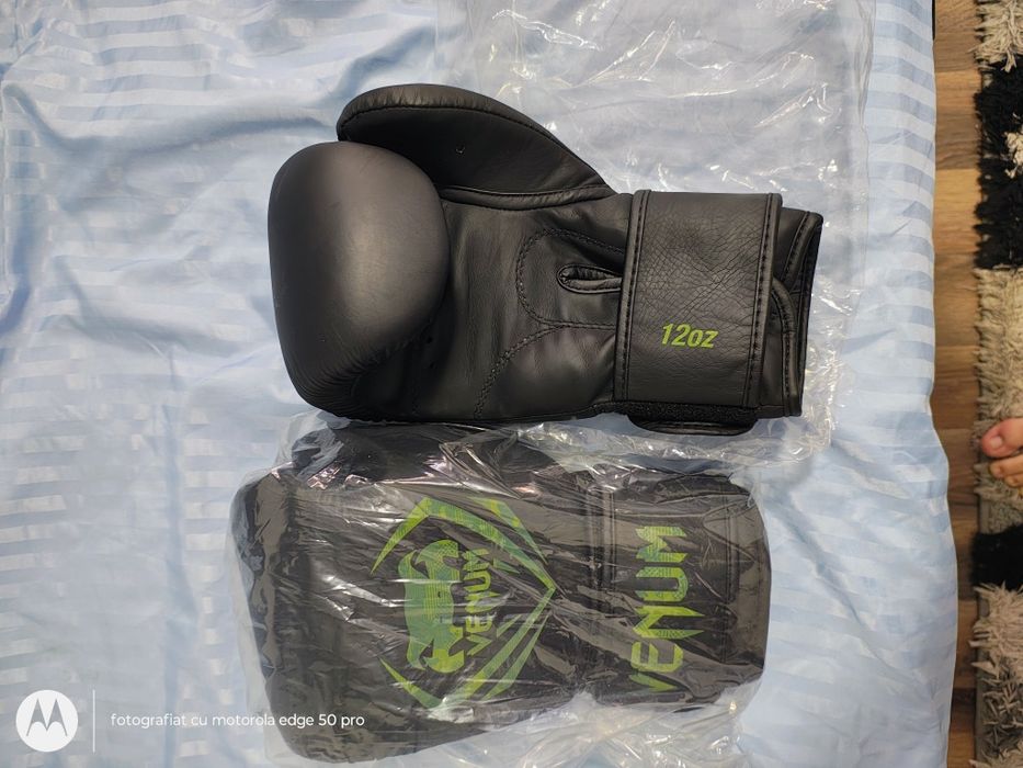 Mănuși de box venom