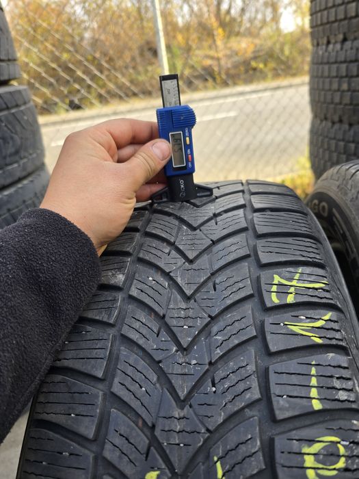 Anvelope de iarna 225-60r17 Debica